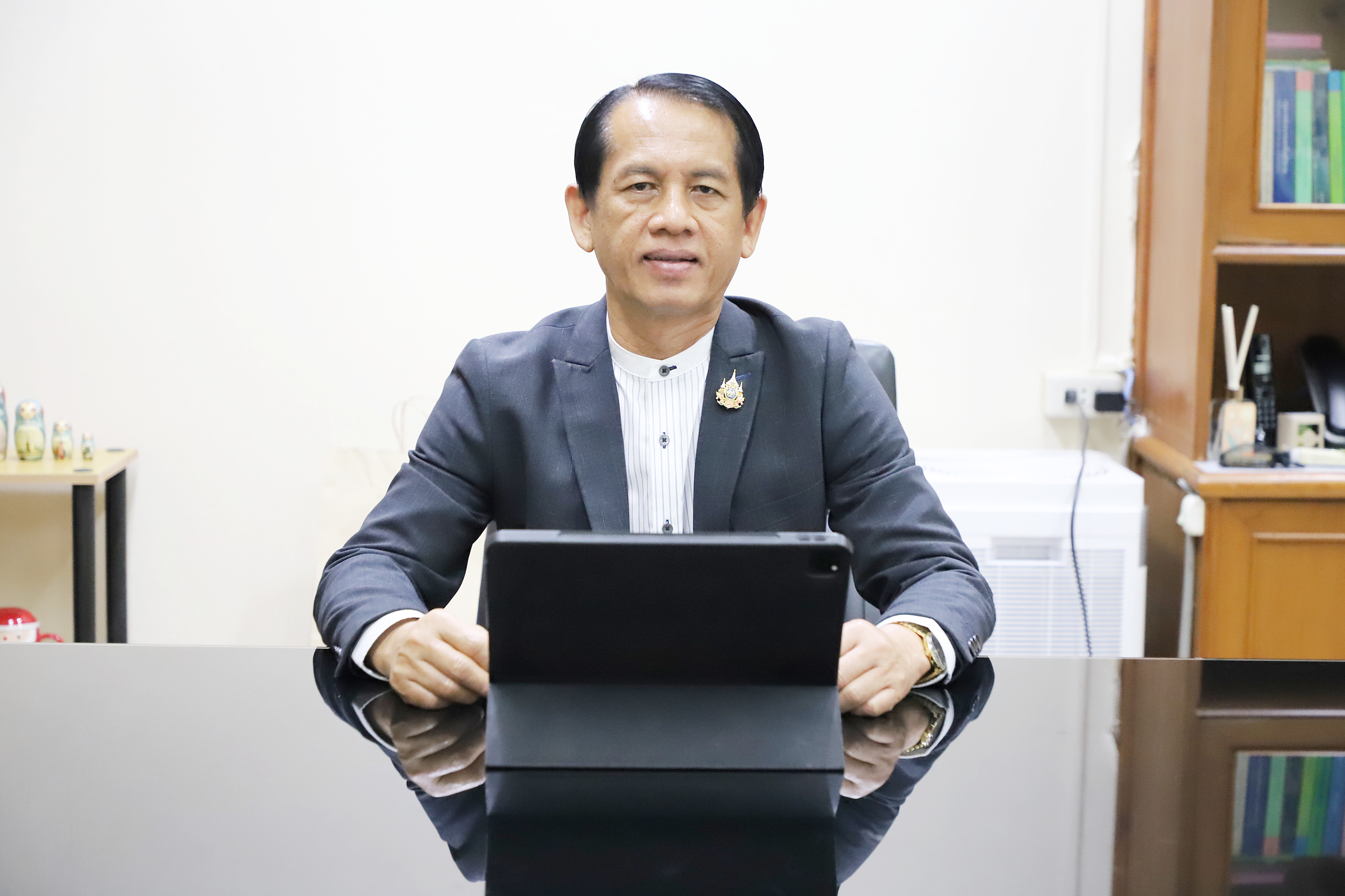 ﻿กรมบังคับคดี จัดประชุมคณะกรรมการกำหนดราคาทรัพย์ ครั้งที่ 13/2568 ผ่านระบบประชุมทางไกล (Video Conference)